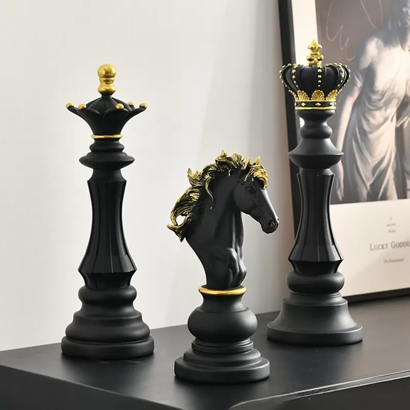Escultura bispo xadrez prata decorativo em ceramica em Promoção na